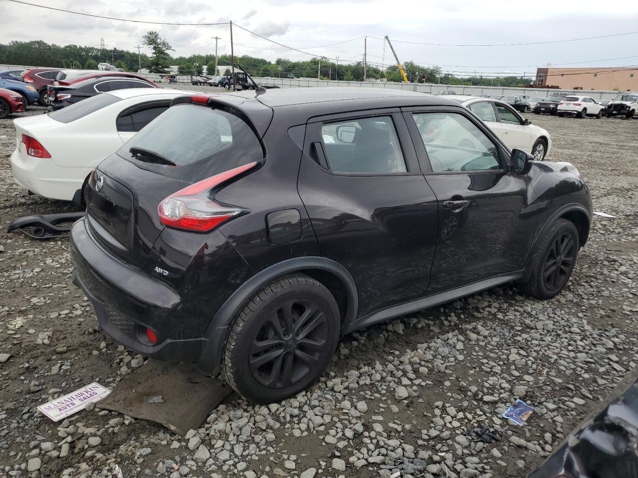 2015 NISSAN Juke