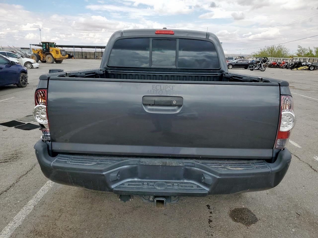 2011 TOYOTA TACOMA