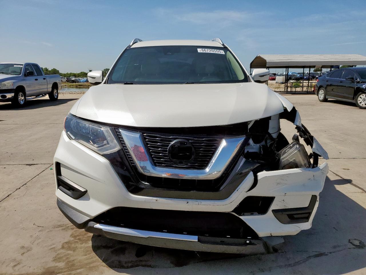2019 NISSAN ROGUE