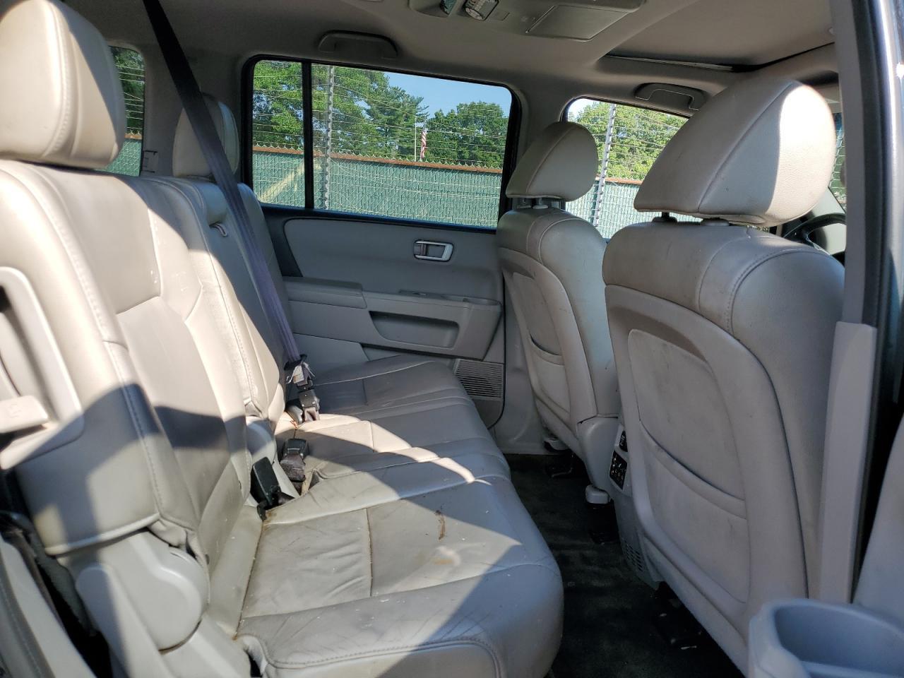 2015 HONDA PILOT