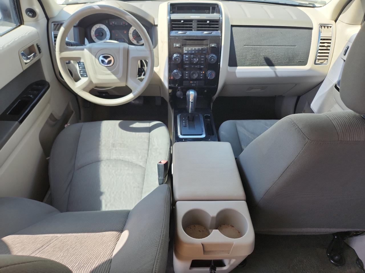 2011 MAZDA Tribute