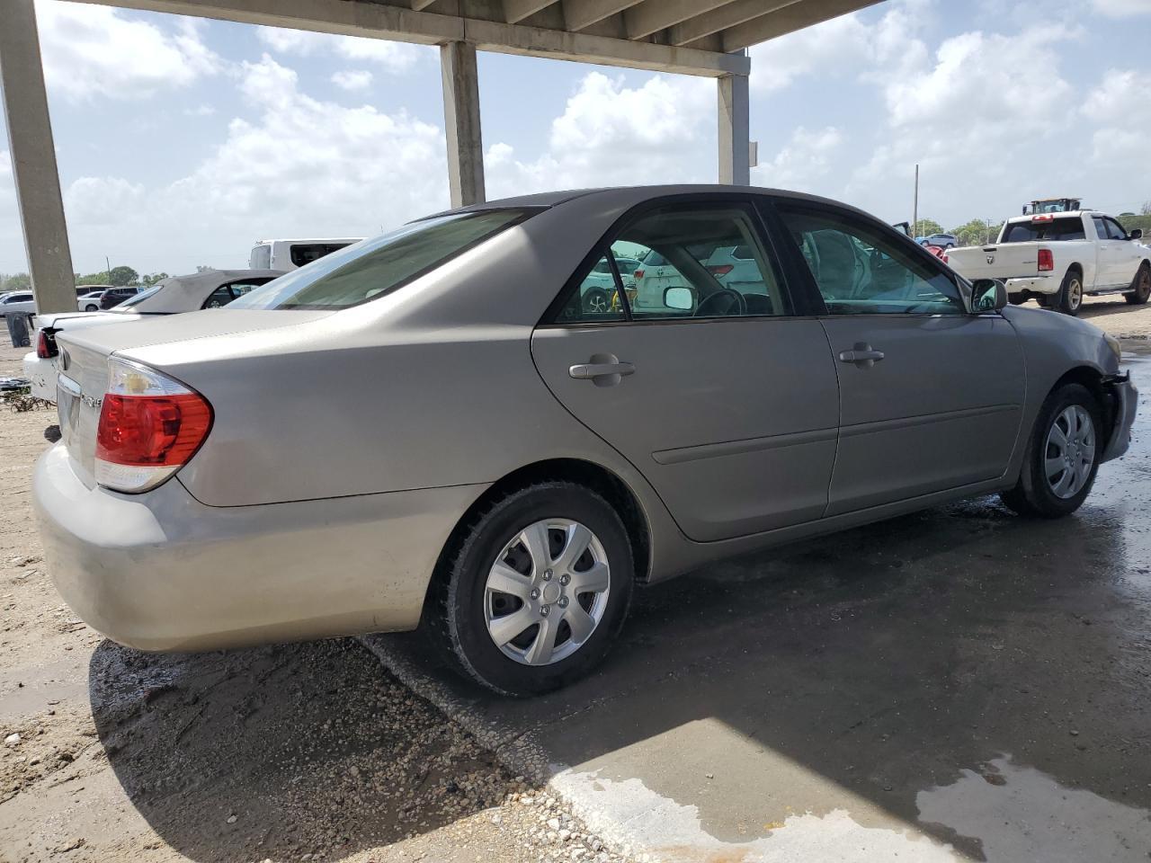 2005 TOYOTA CAMRY