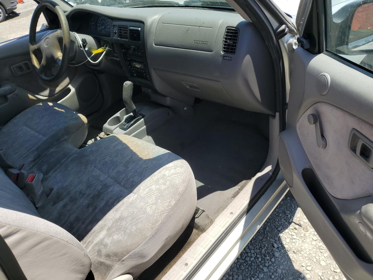 2002 TOYOTA TACOMA