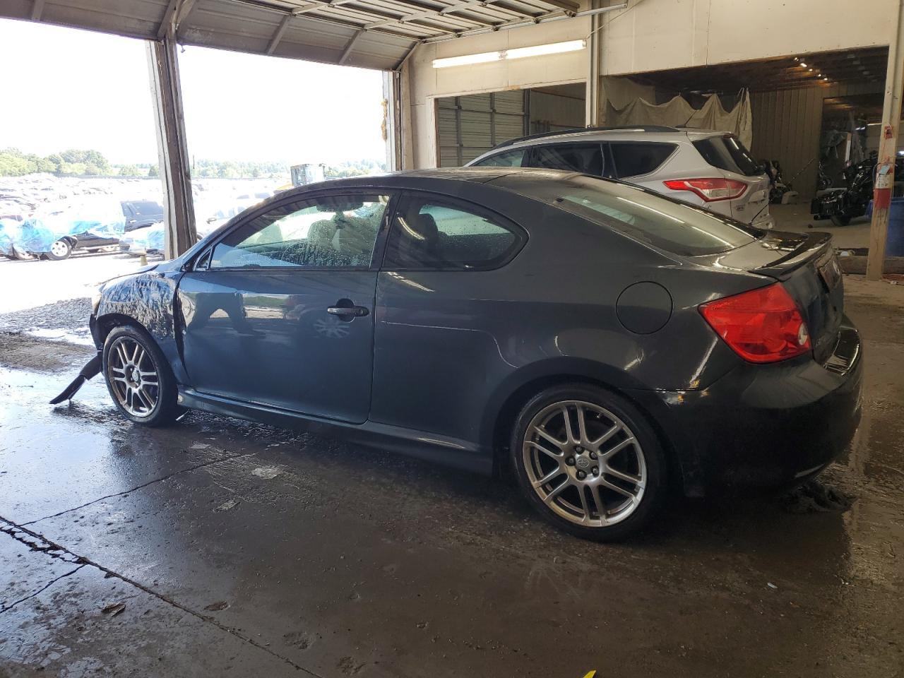 2005 TOYOTA SCION