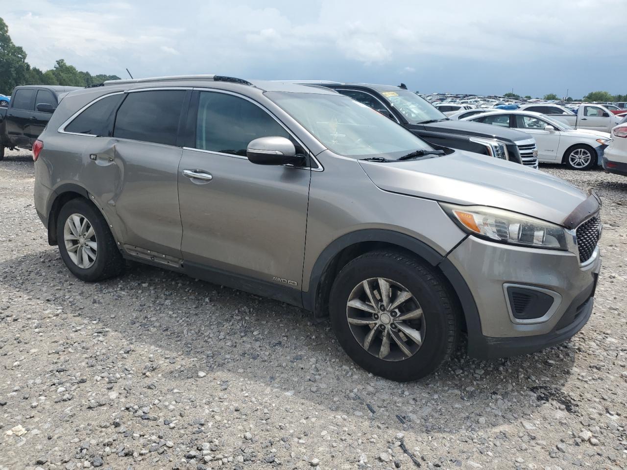 2016 KIA SORENTO