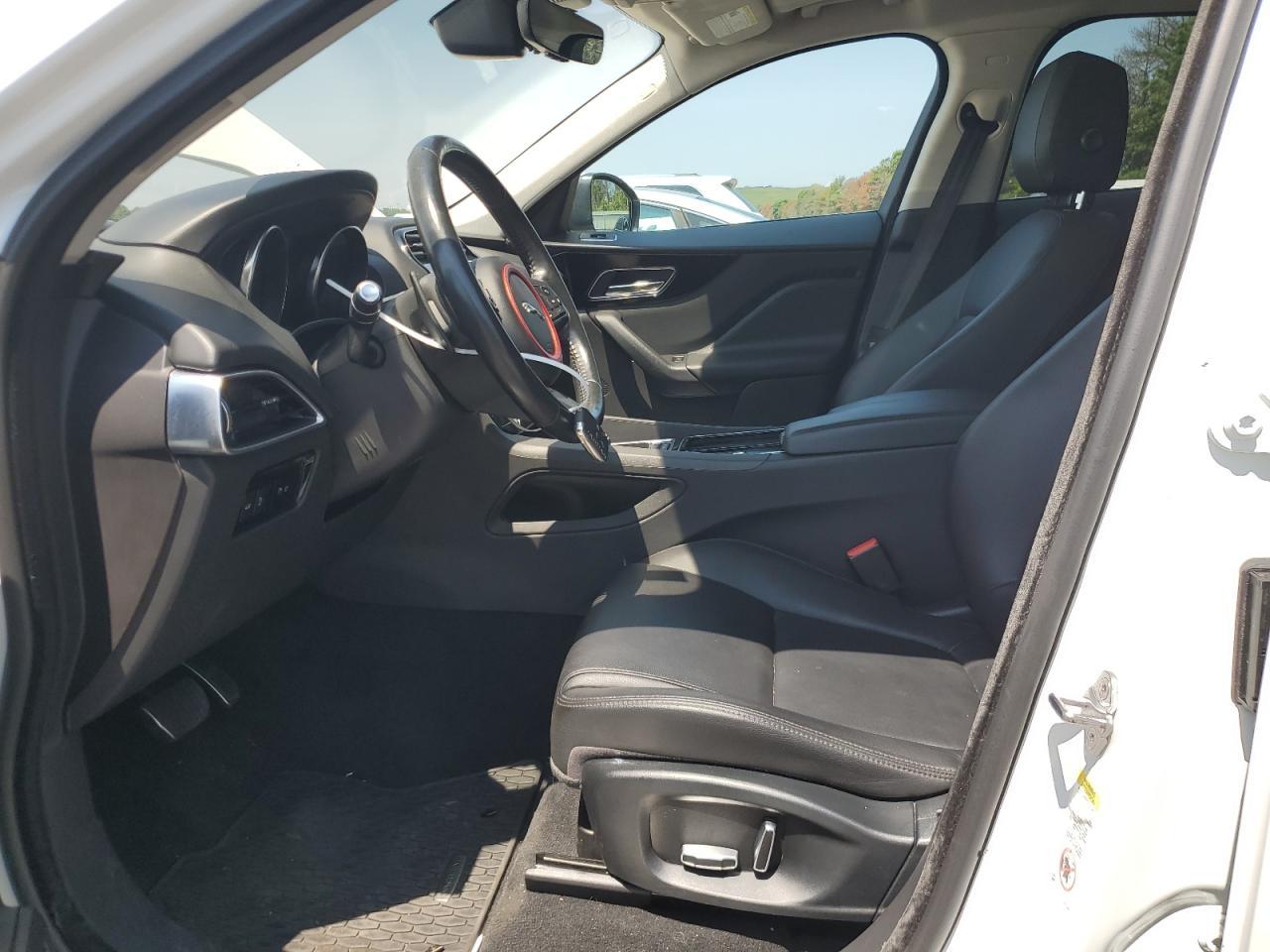 2019 JAGUAR F-Pace