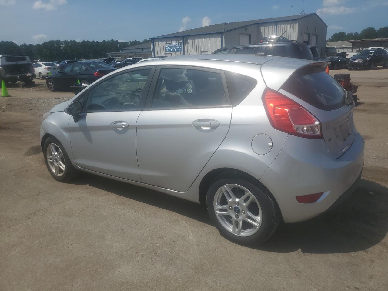 2017 FORD Fiesta