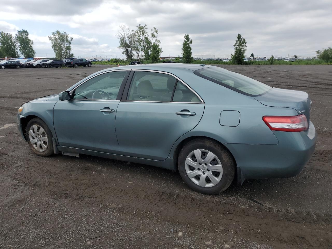 2011 TOYOTA CAMRY
