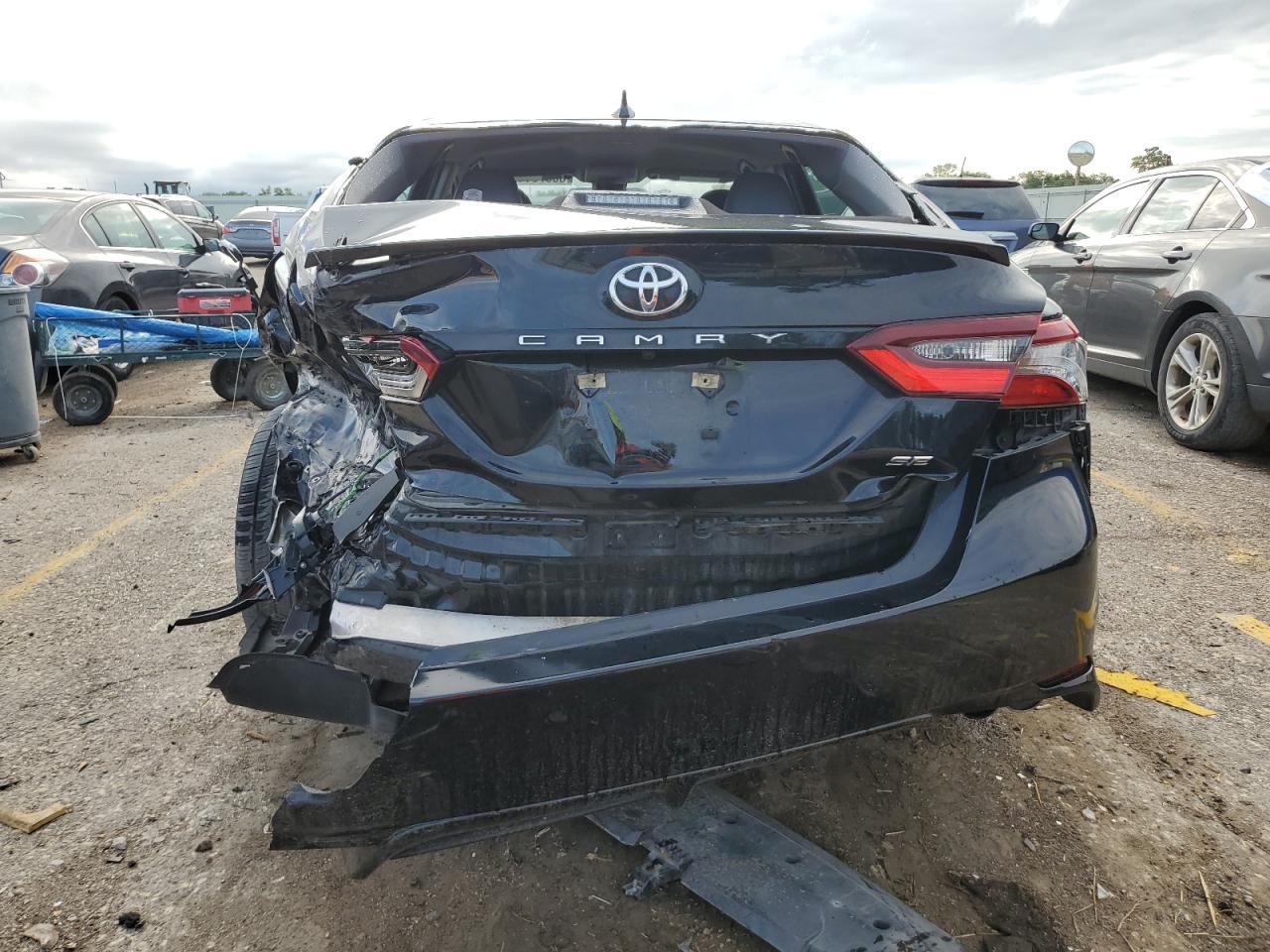 2022 TOYOTA CAMRY