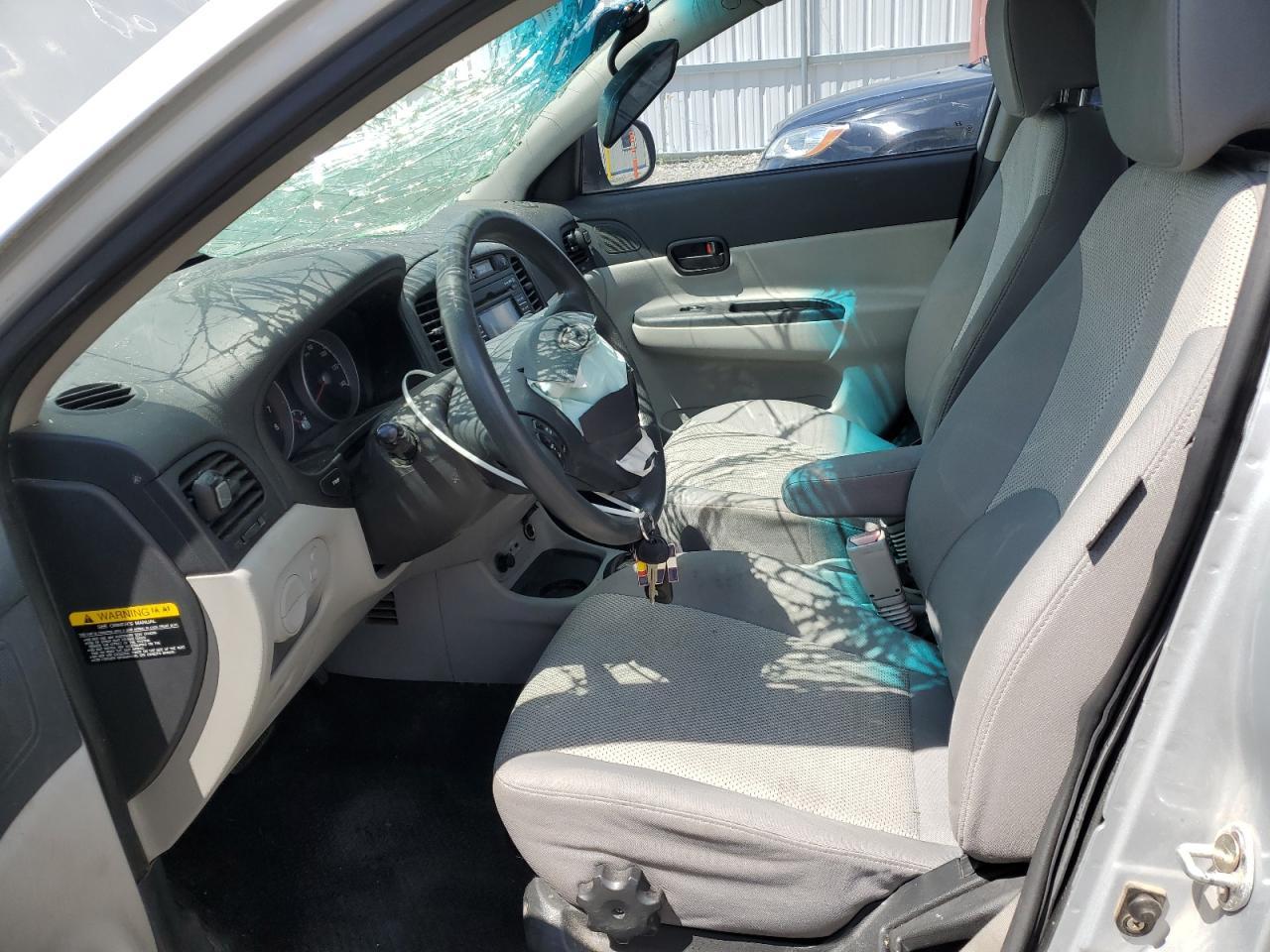 2011 HYUNDAI ACCENT