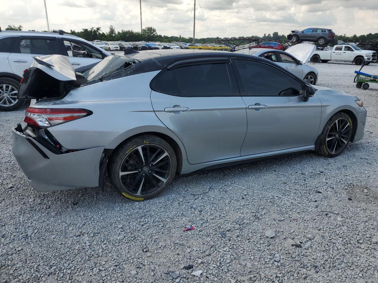 2019 TOYOTA CAMRY