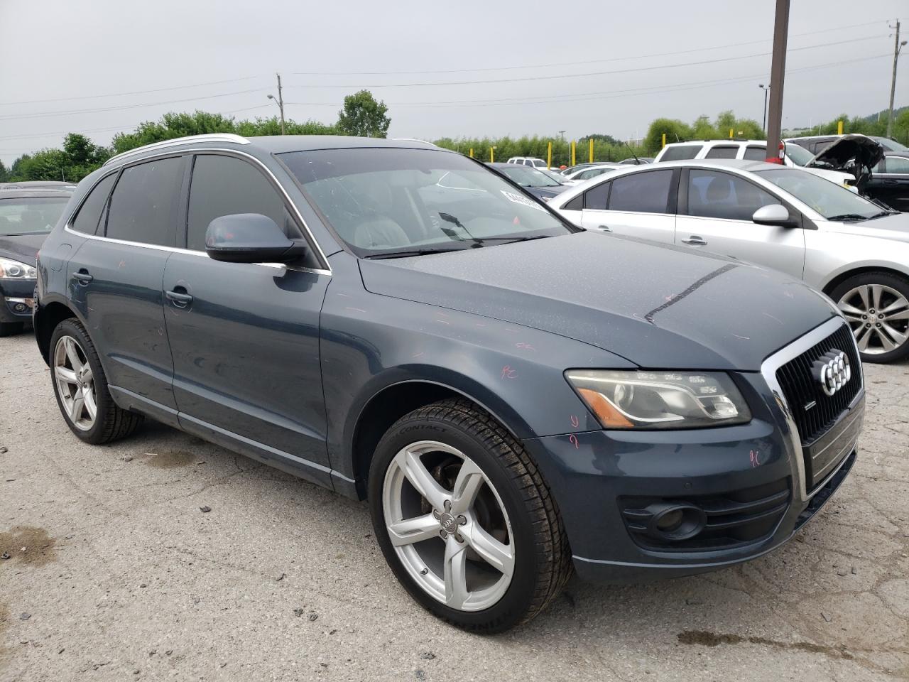 2009 AUDI Q5