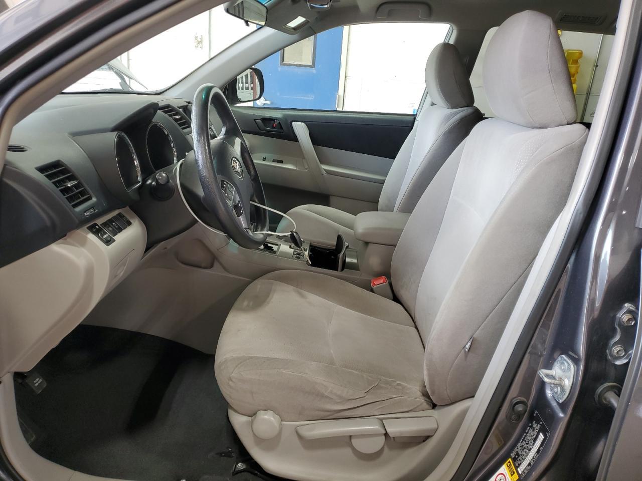 2013 TOYOTA HIGHLANDER