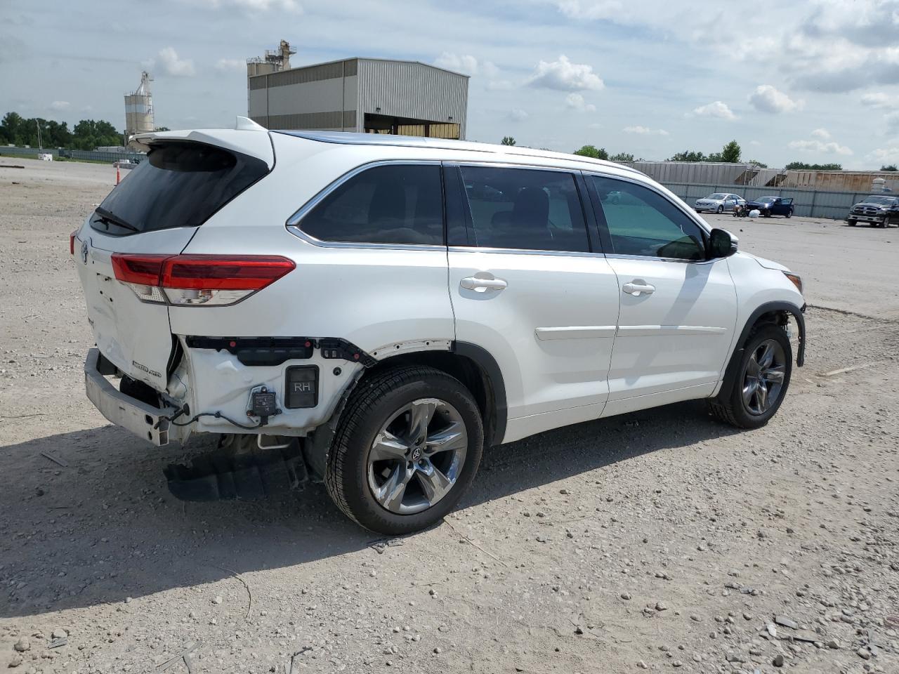 2018 TOYOTA HIGHLANDER