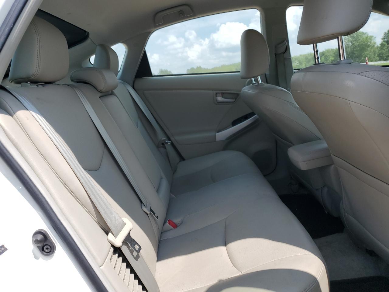 2011 TOYOTA PRIUS