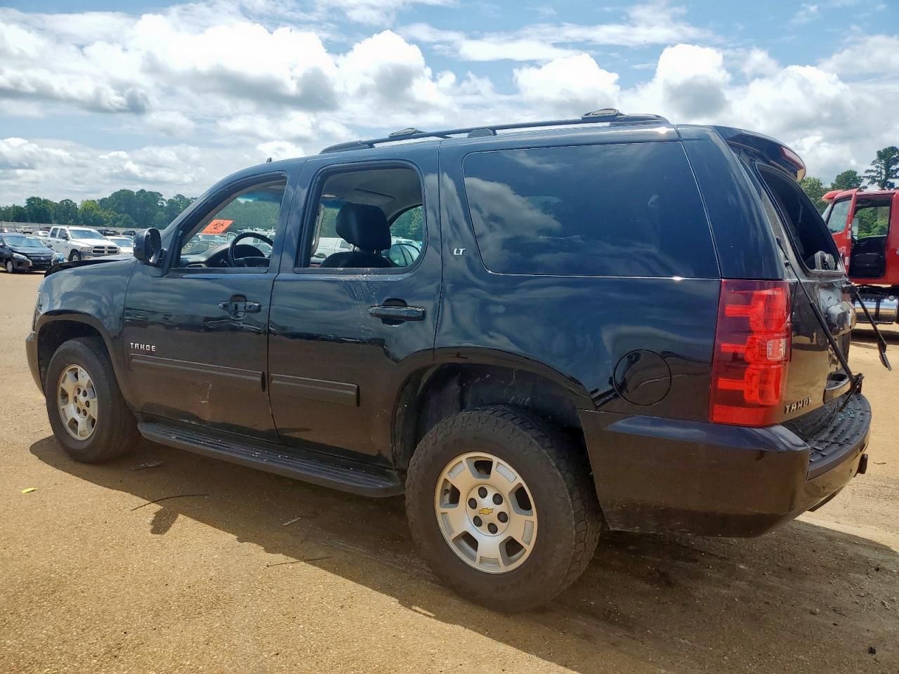 2014 CHEVROLET Tahoe