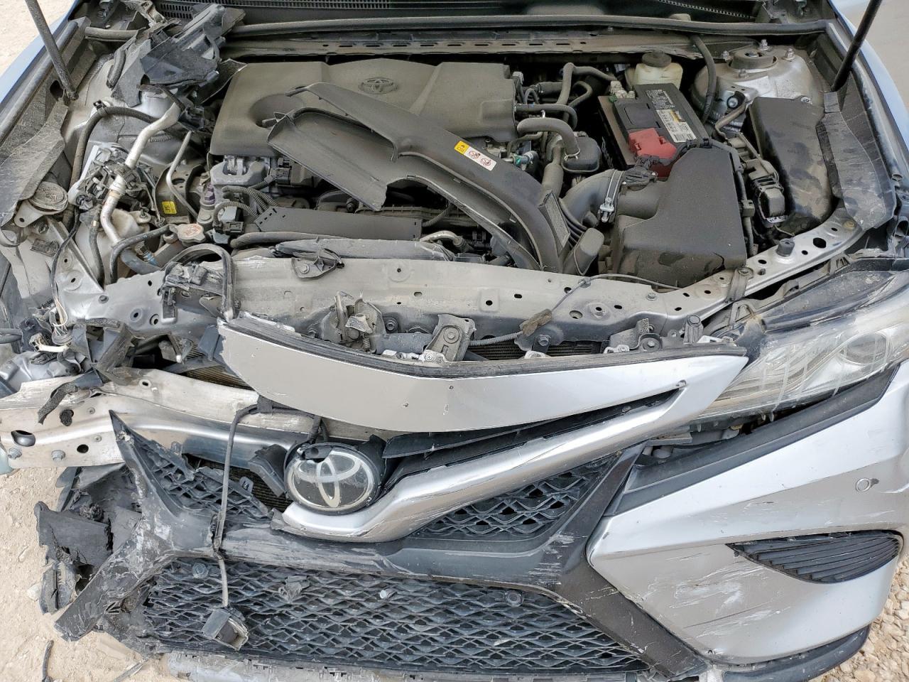 2018 TOYOTA CAMRY