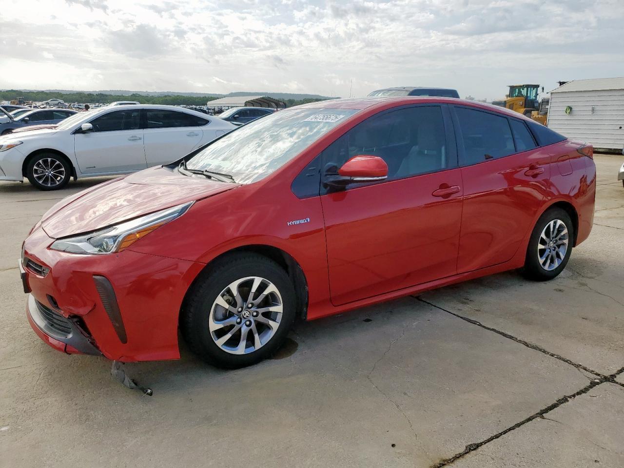 2019 TOYOTA PRIUS
