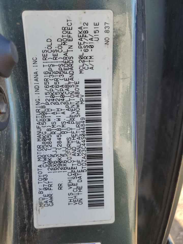 2004 TOYOTA SIENNA