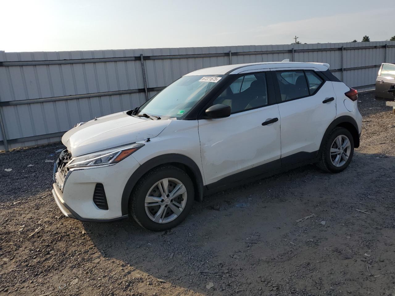 2022 NISSAN KICKS