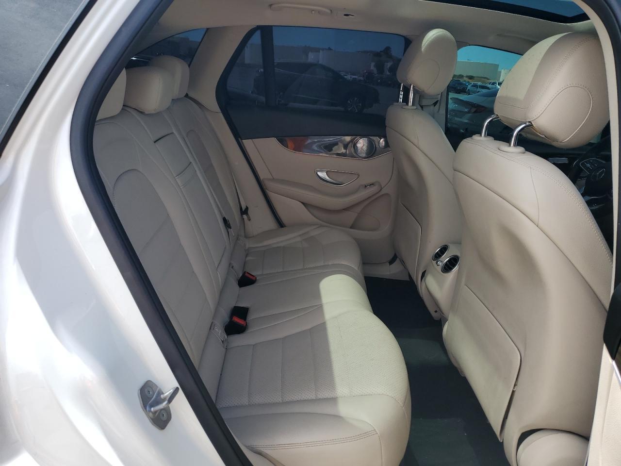 2021 MERCEDES-BENZ GLC-Class