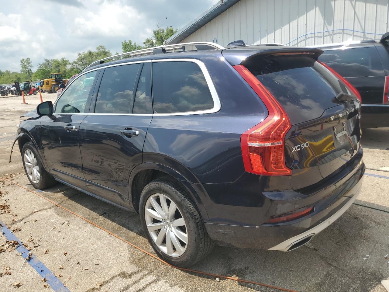 2016 VOLVO XC90