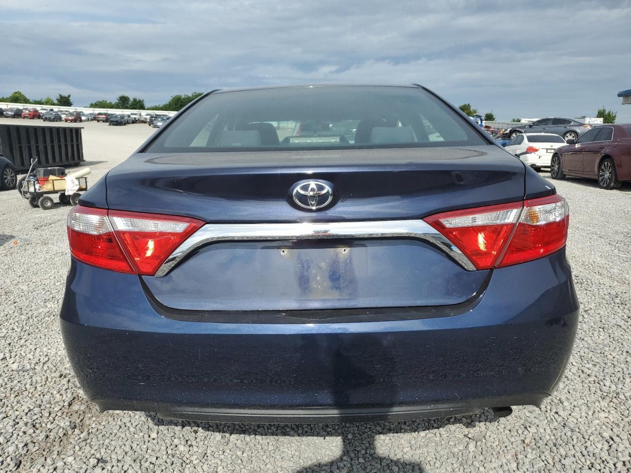 2016 TOYOTA CAMRY