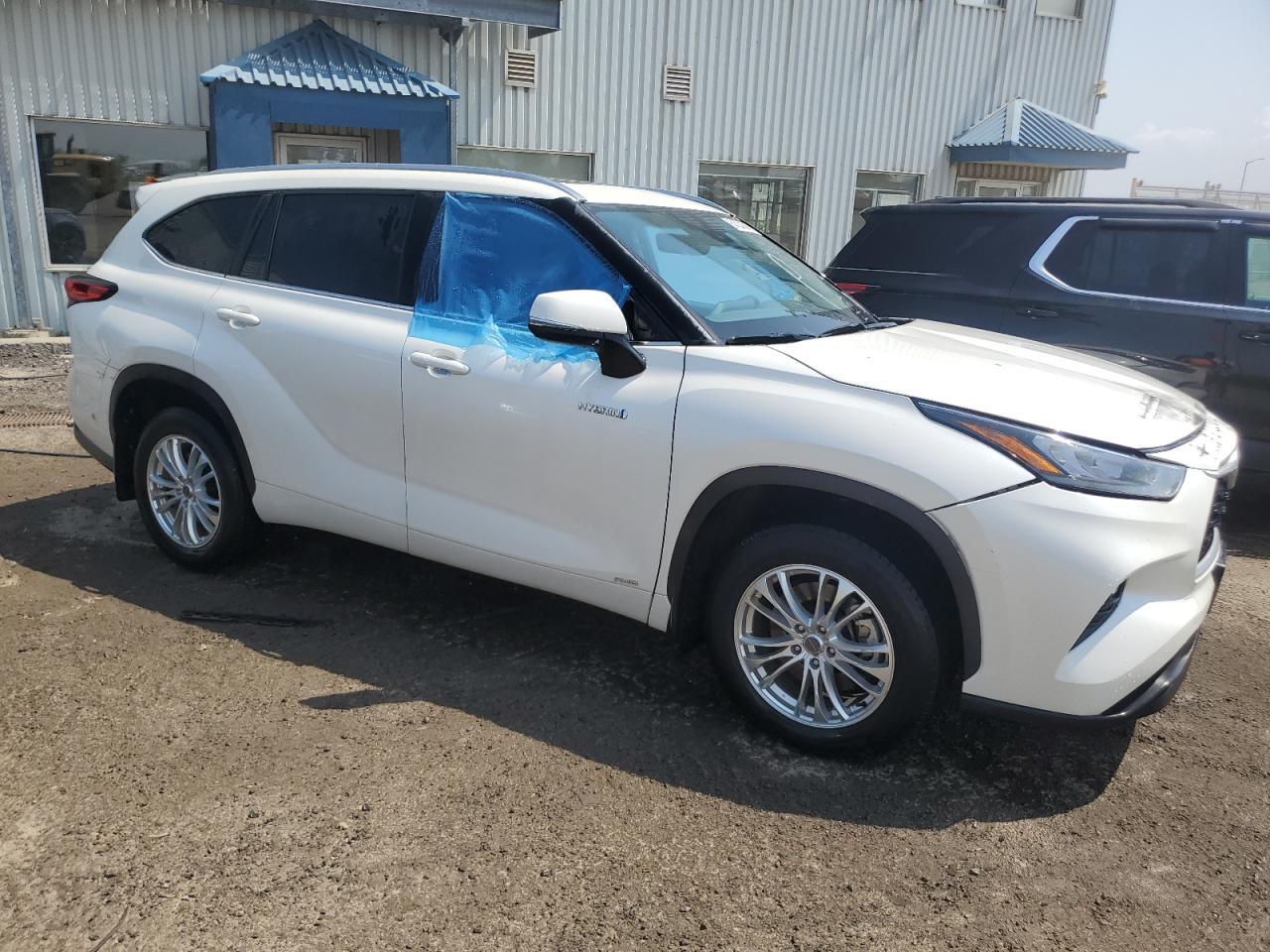 2021 TOYOTA HIGHLANDER