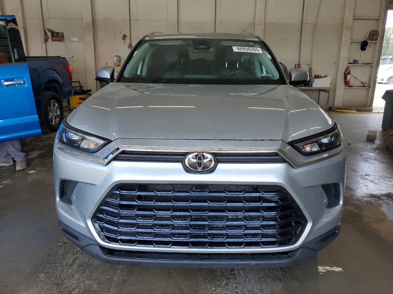 2024 TOYOTA HIGHLANDER