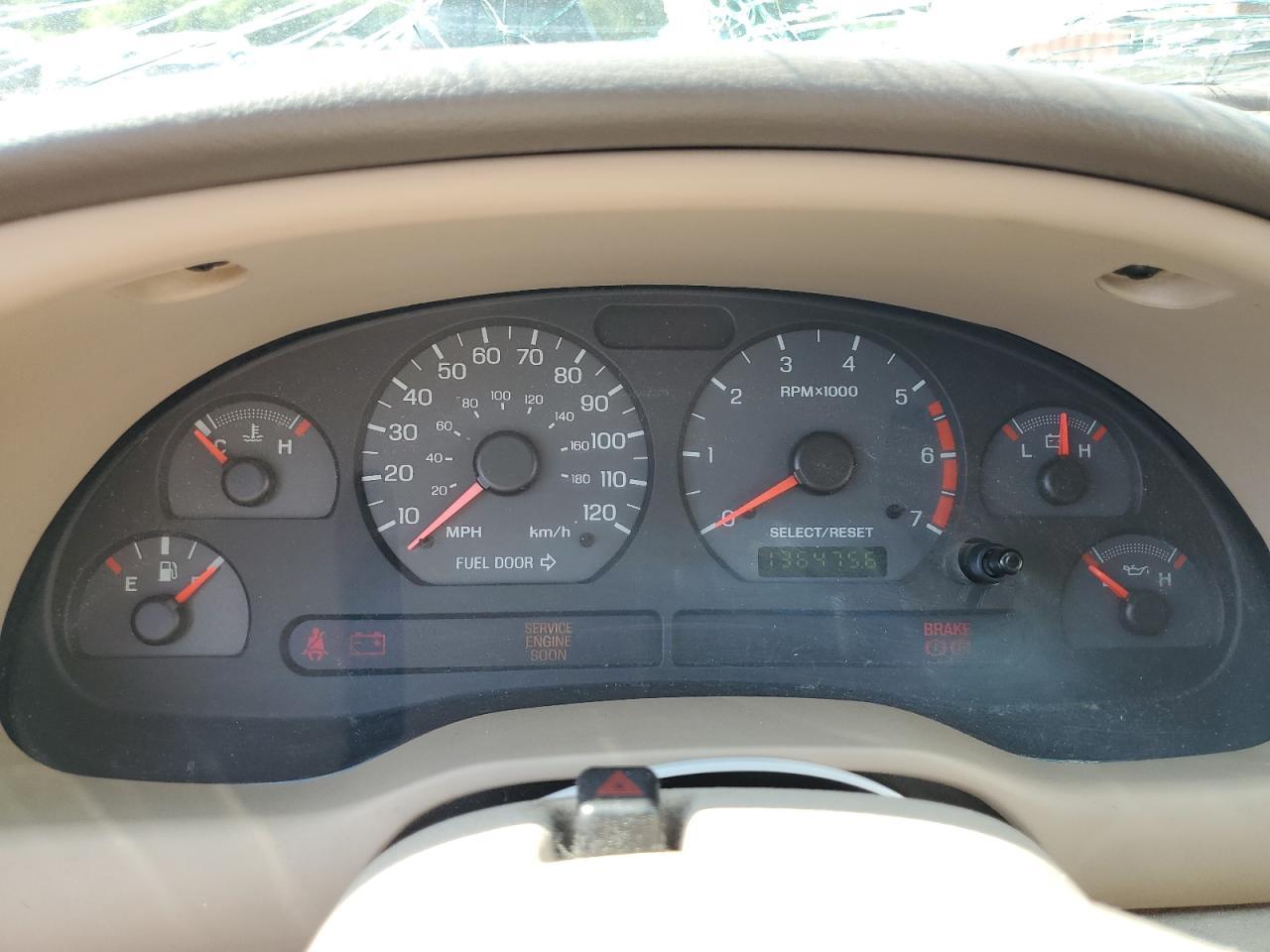 2003 FORD MUSTANG