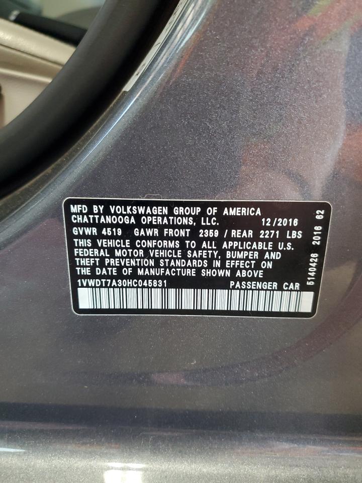 2017 VOLKSWAGEN Passat