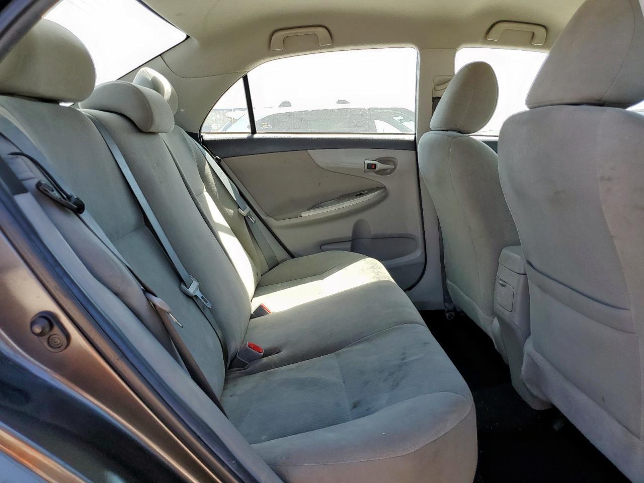 2013 TOYOTA COROLLA