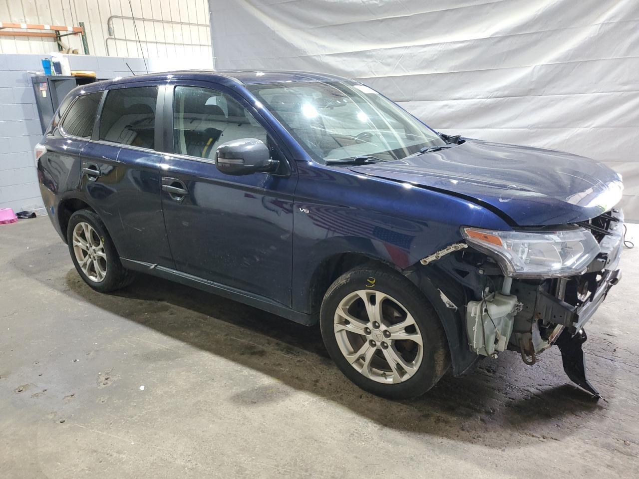 2014 MITSUBISHI outlander