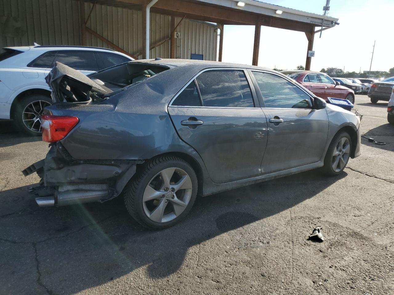 2012 TOYOTA CAMRY