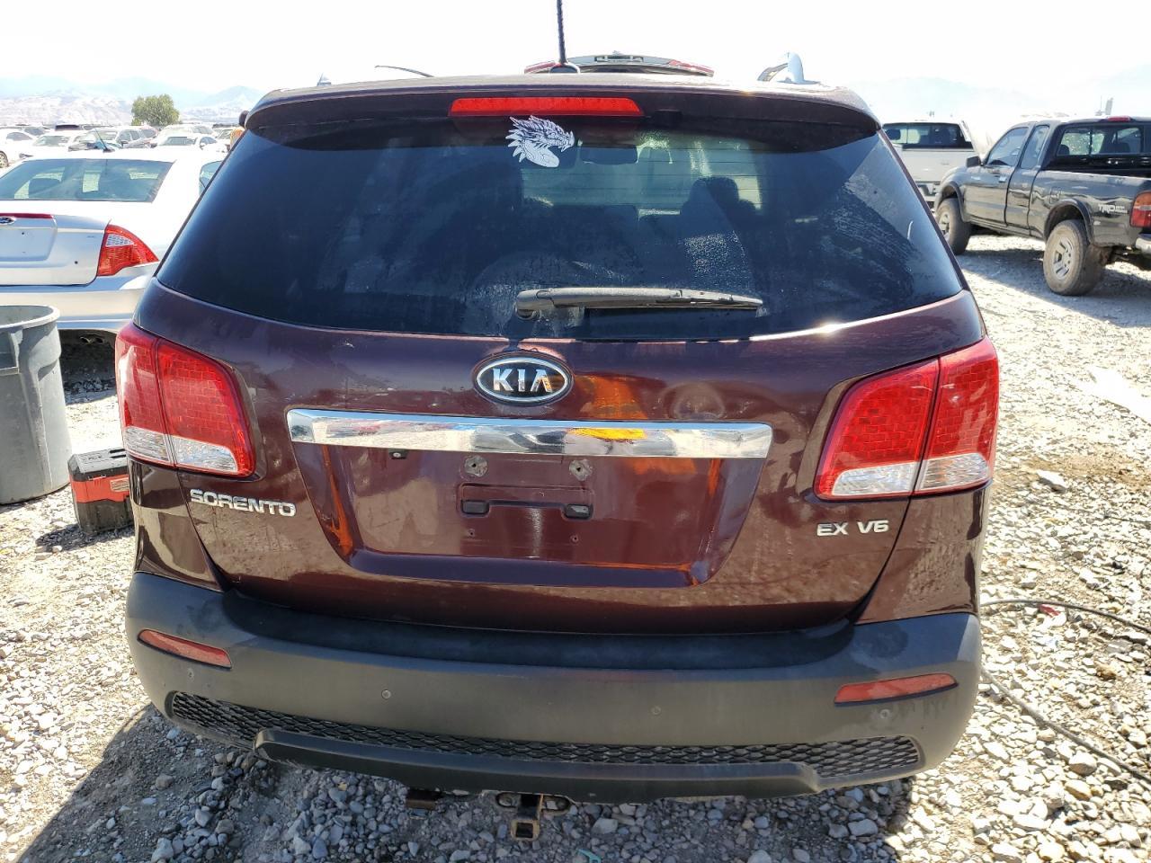 2011 KIA SORENTO