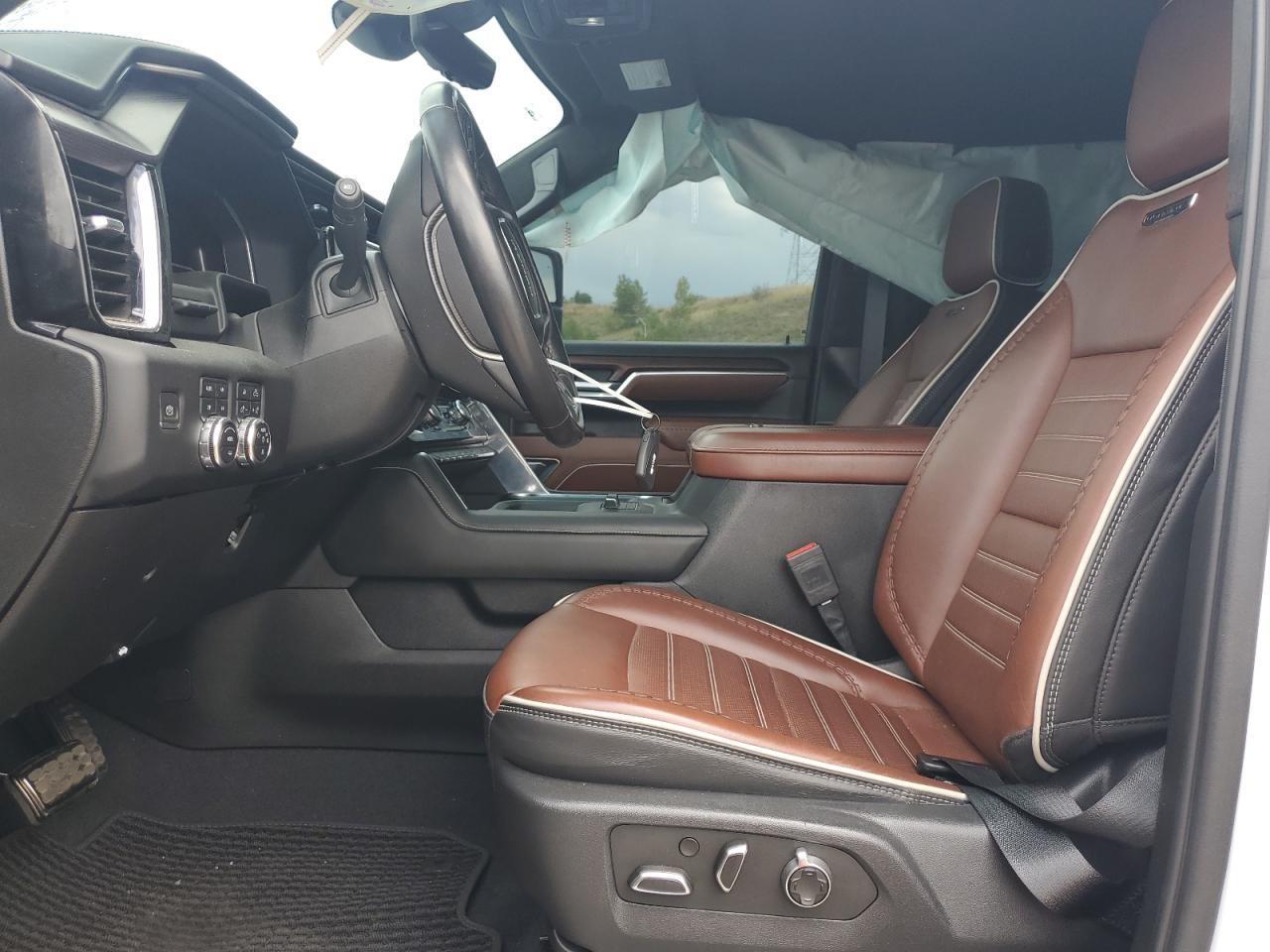 2024 GMC Sierra