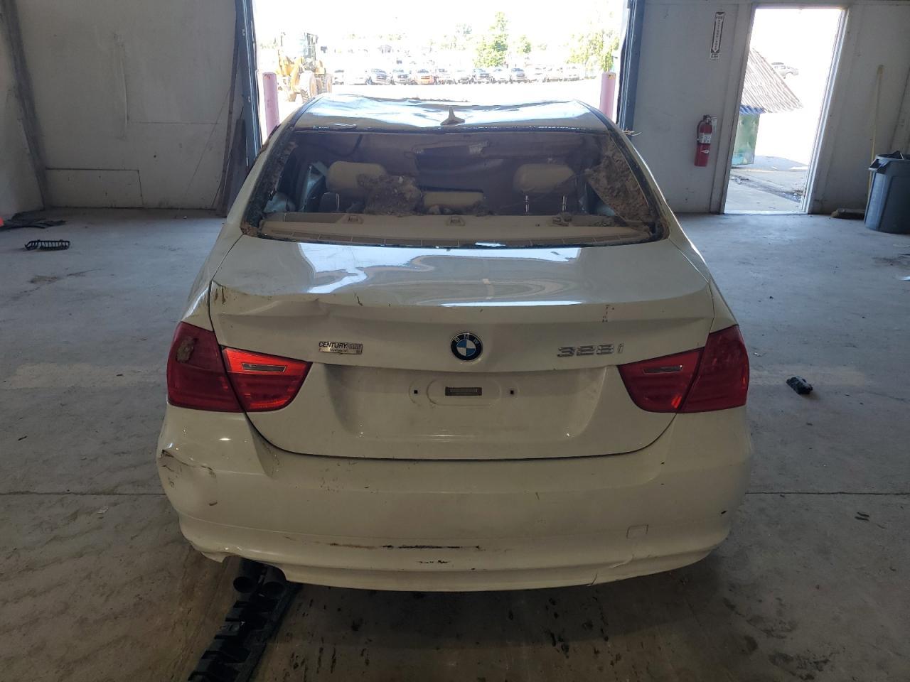 2011 BMW 3 SERIES