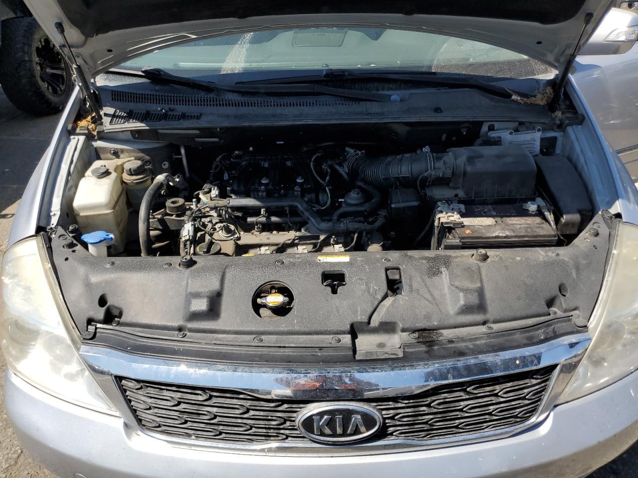2011 KIA SEDONA