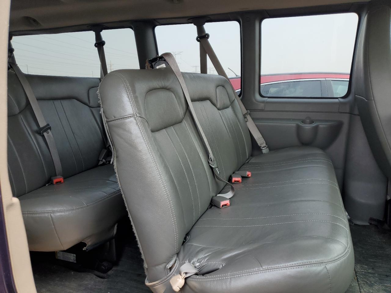 2014 CHEVROLET Express 3500
