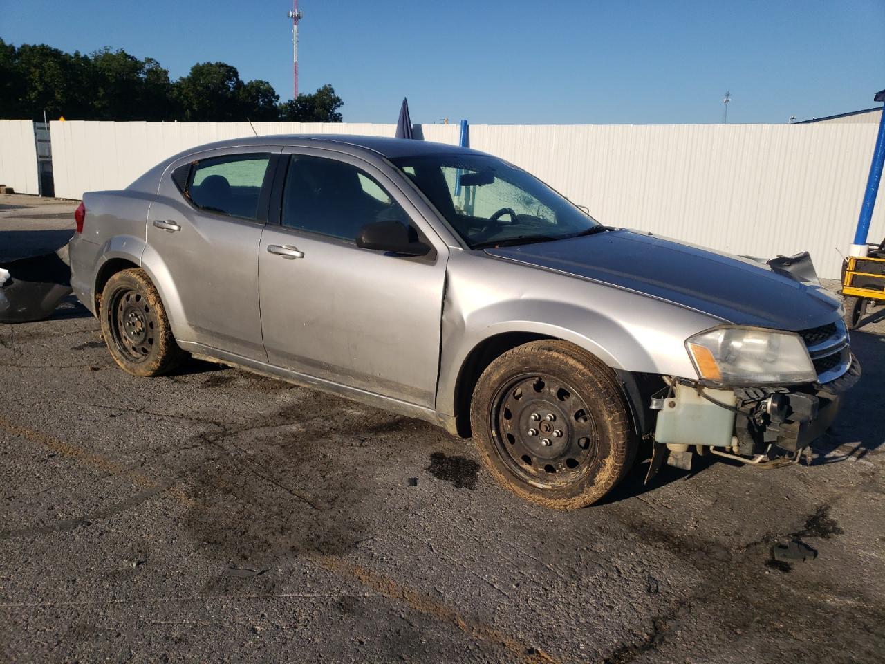 2014 DODGE Avenger
