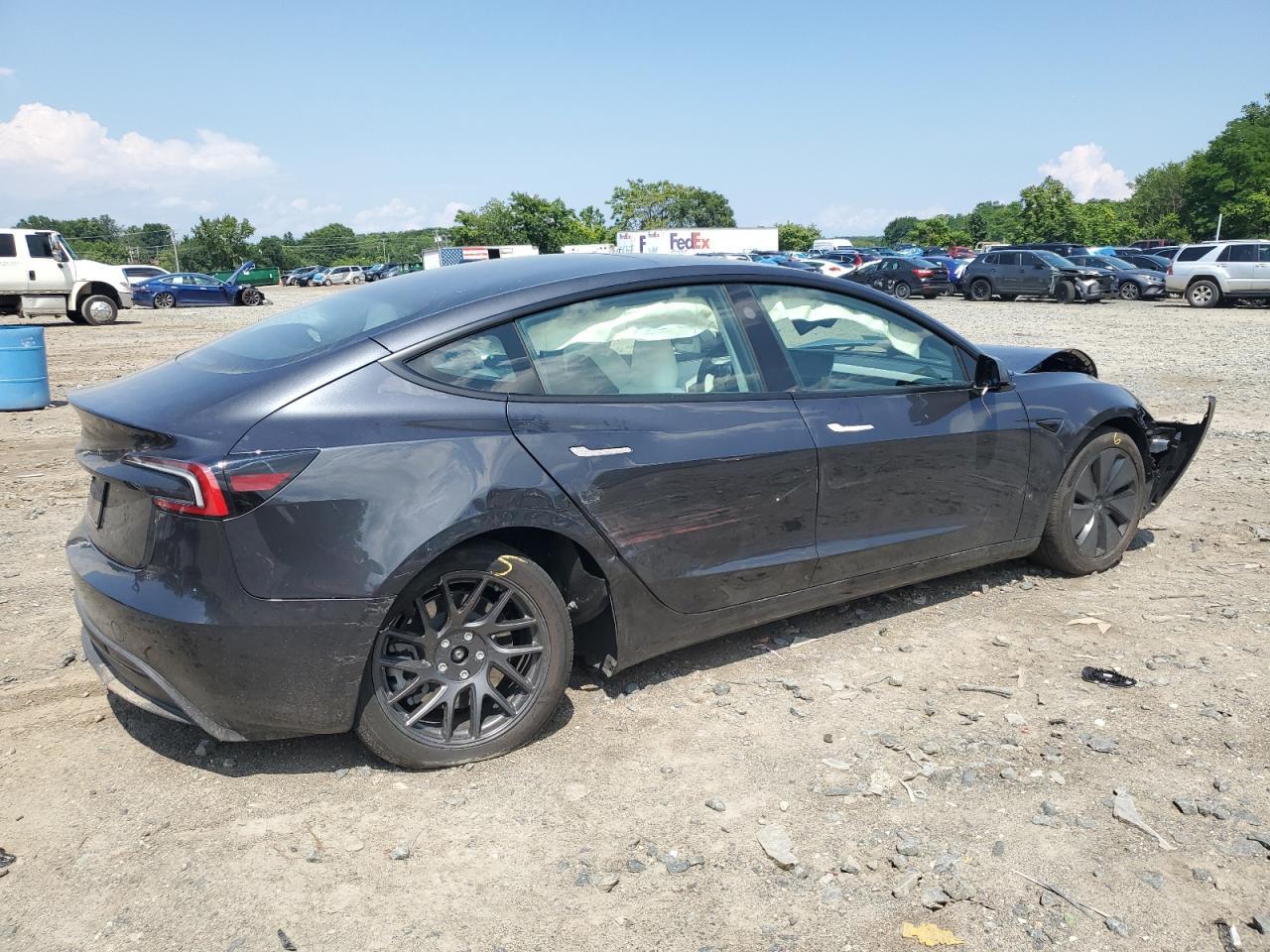 2025 TESLA MODEL 3