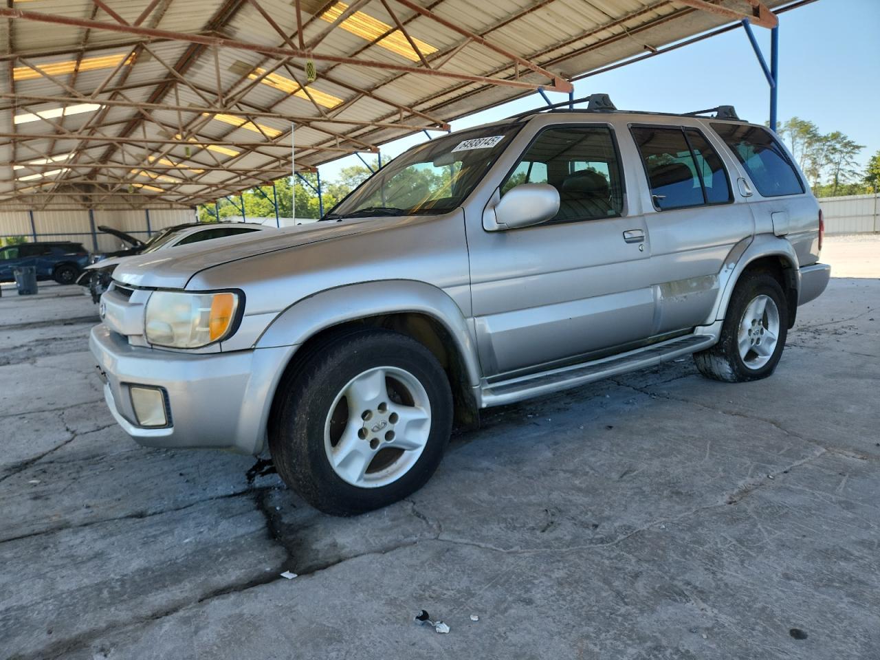 2002 INFINITI QX4