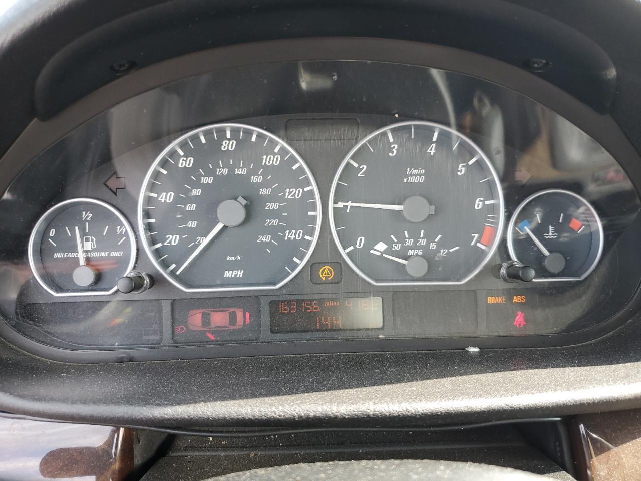 2004 BMW 3 SERIES
