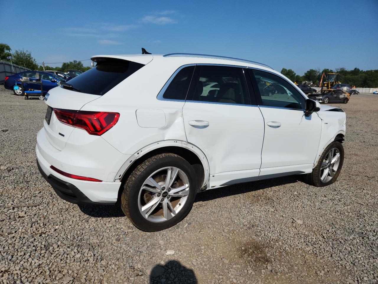 2023 AUDI Q3