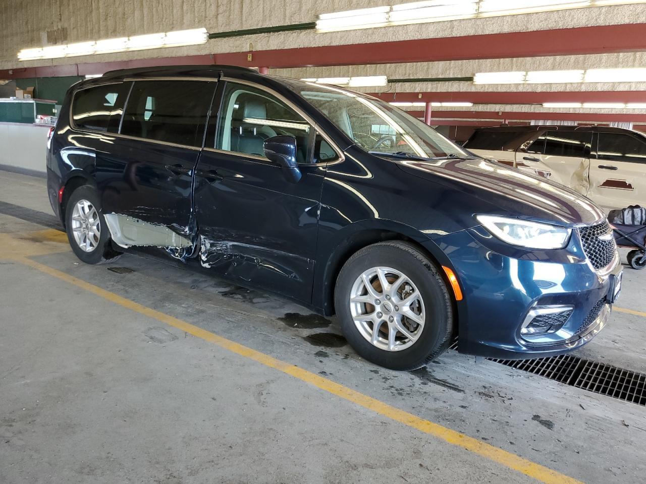 2022 CHRYSLER Pacifica