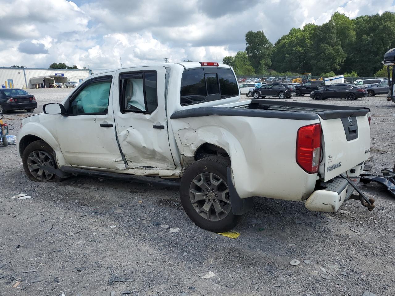 2021 NISSAN Frontier