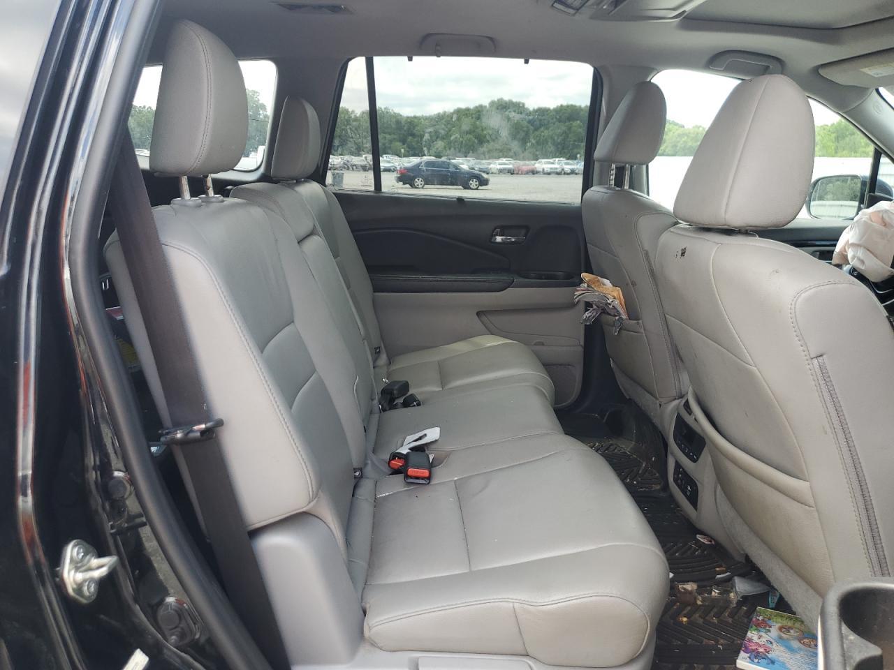 2016 HONDA PILOT