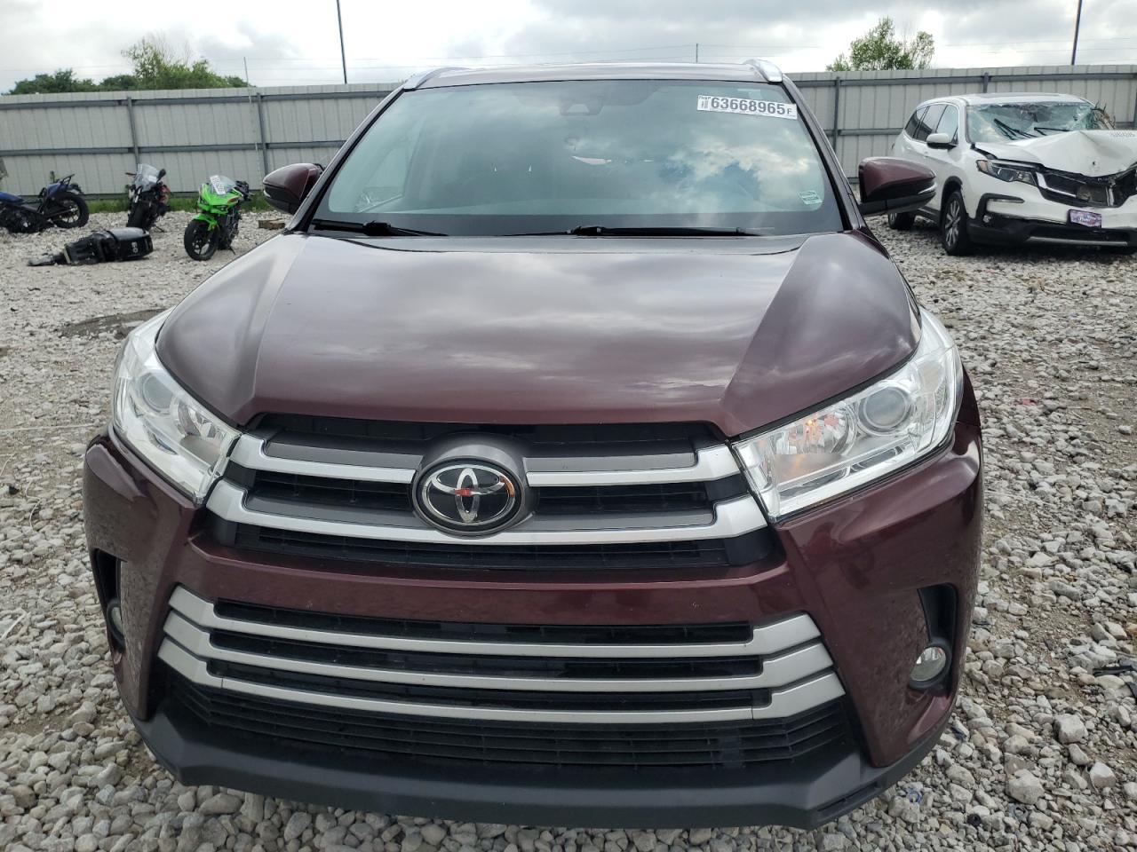 2019 TOYOTA HIGHLANDER