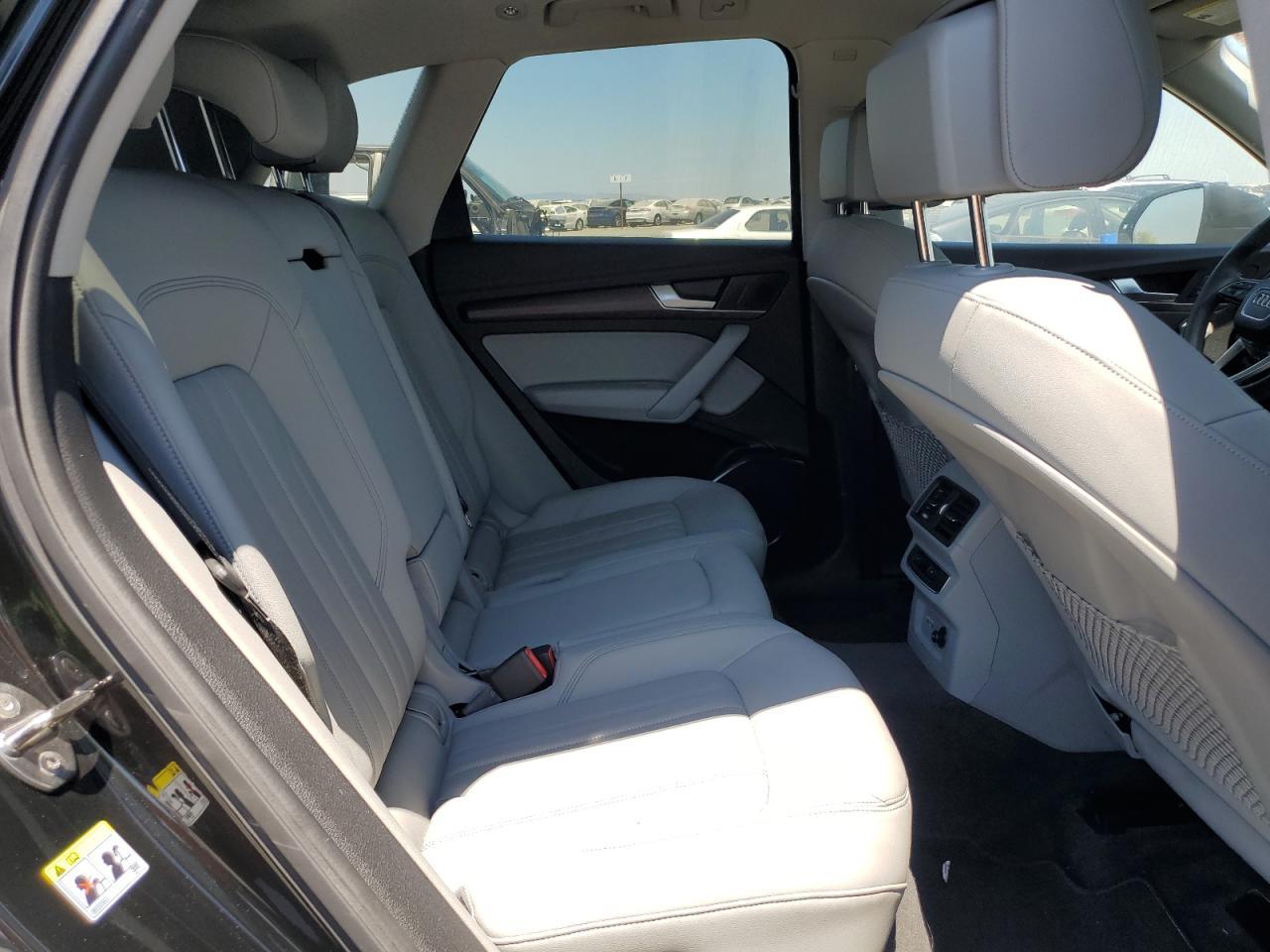 2022 AUDI Q5