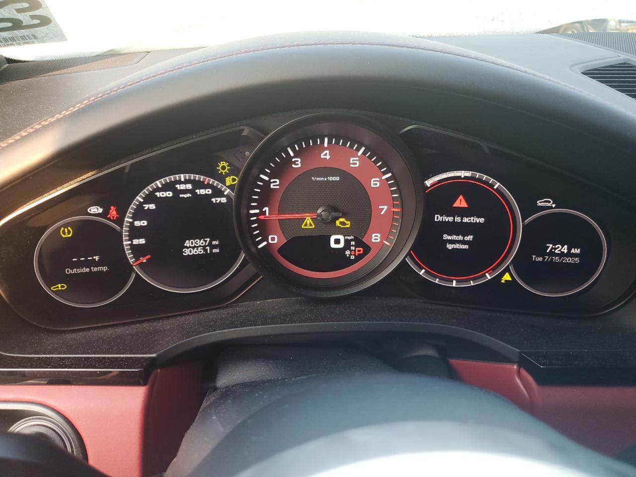 2022 PORSCHE CAYENNE